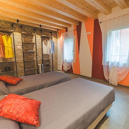 Battisti Hospitality - Si, Viaggiare Apartment Chioggia Bagian luar foto